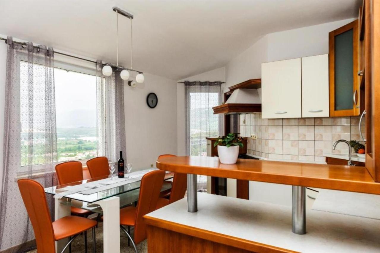 Cartolina Di Mare Apartment Podstrana Bagian luar foto